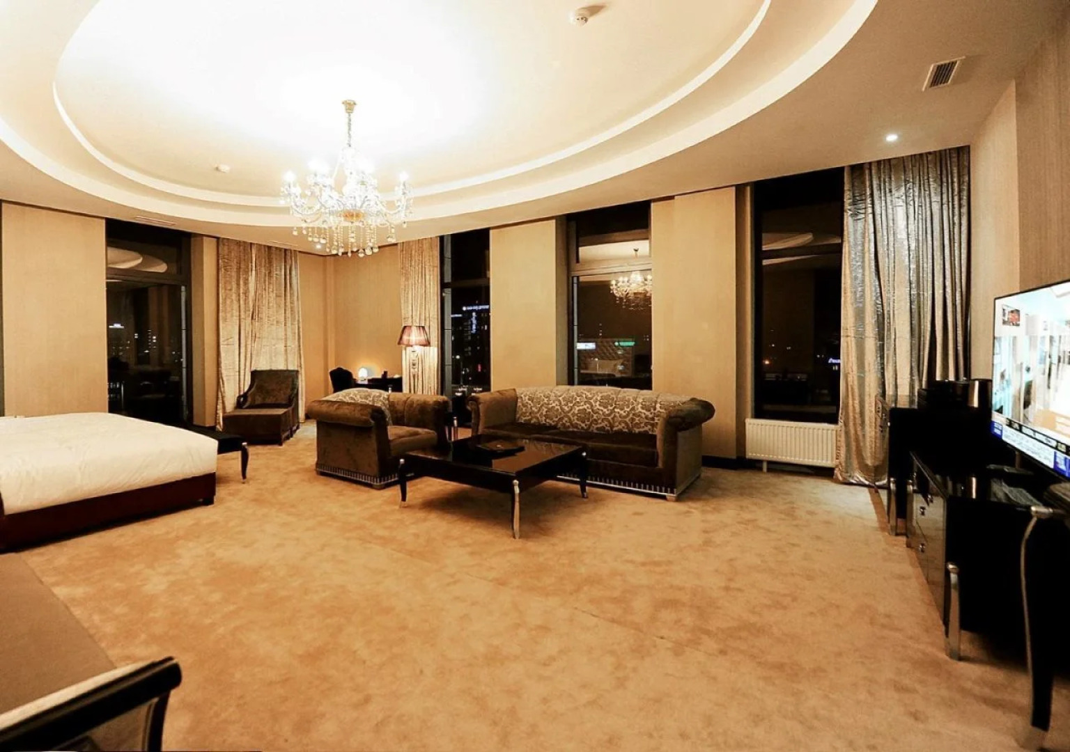 Soyol Hotel