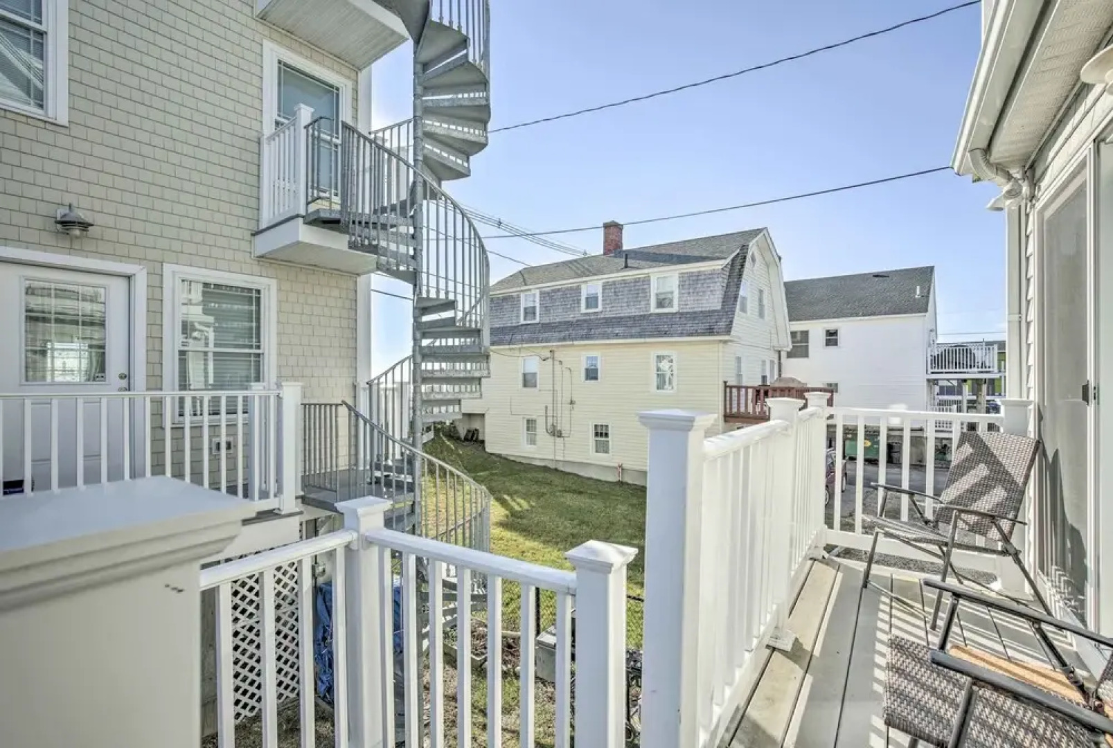 York Beachfront Condo - Steps to Long Sands!