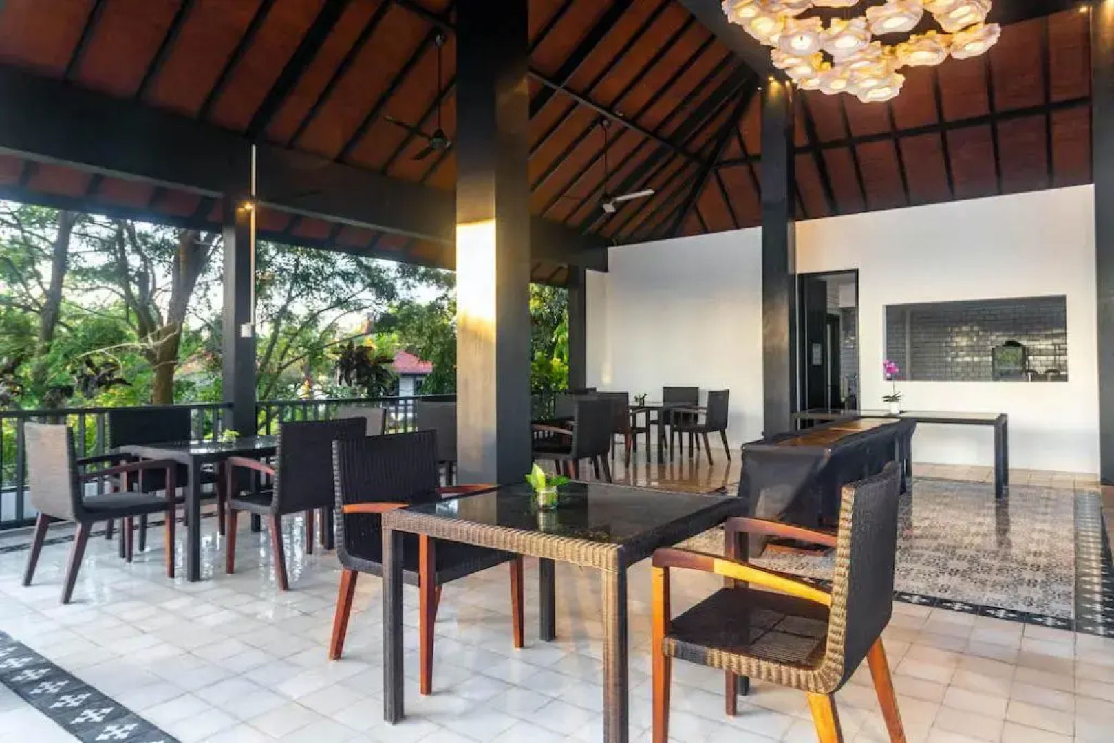 Surya Melasti Beach Villa