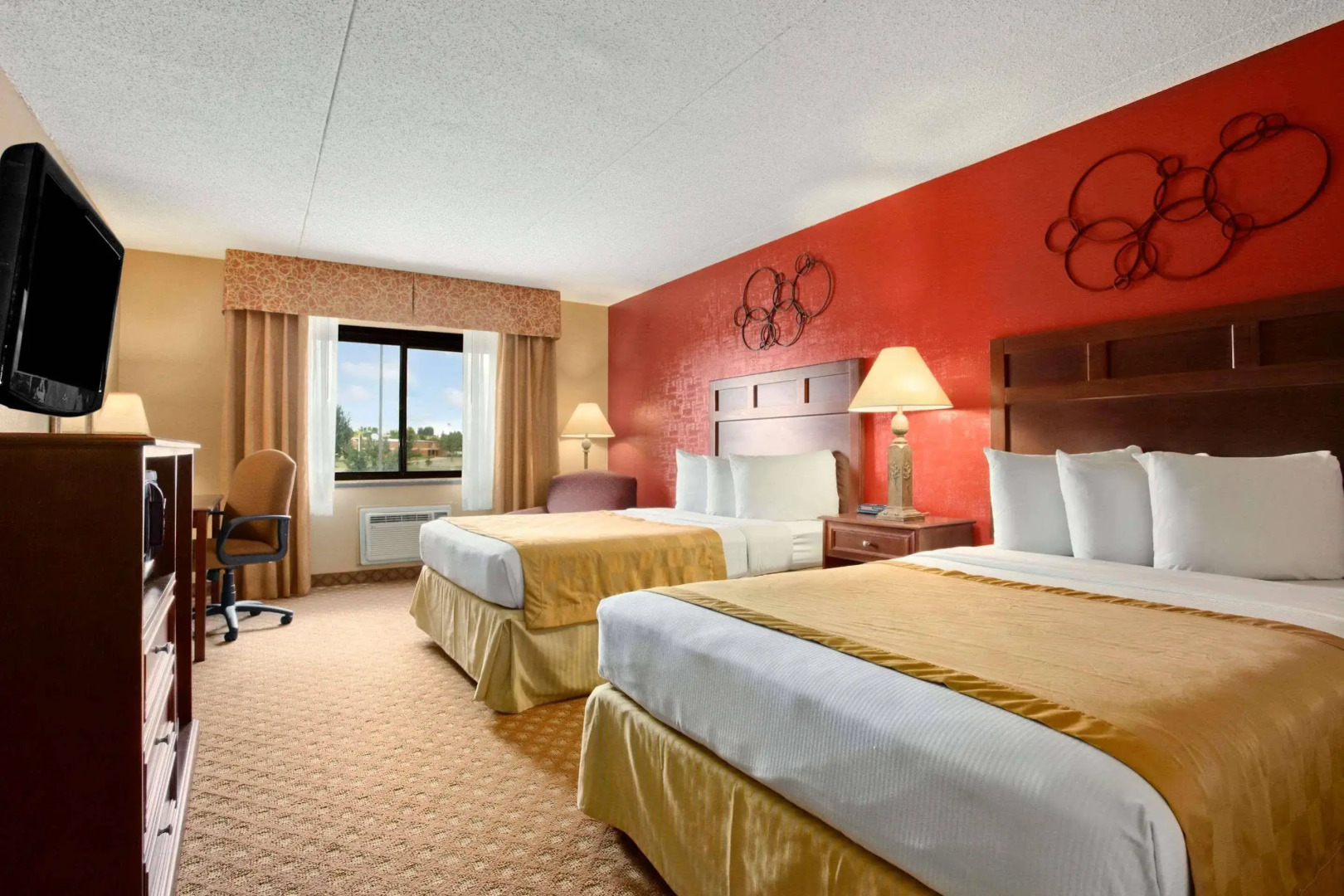 Roosevelt Grand Dakota, SureStay Collection by Best Western