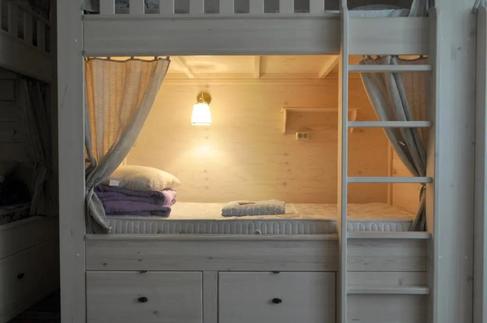 52°17' Travelcenter & Hostel