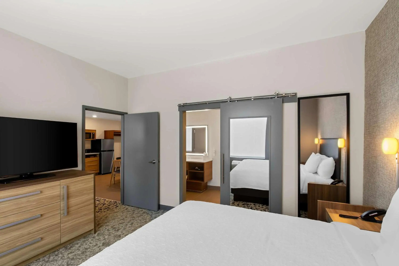 Home2 Suites By Hilton Hendersonville