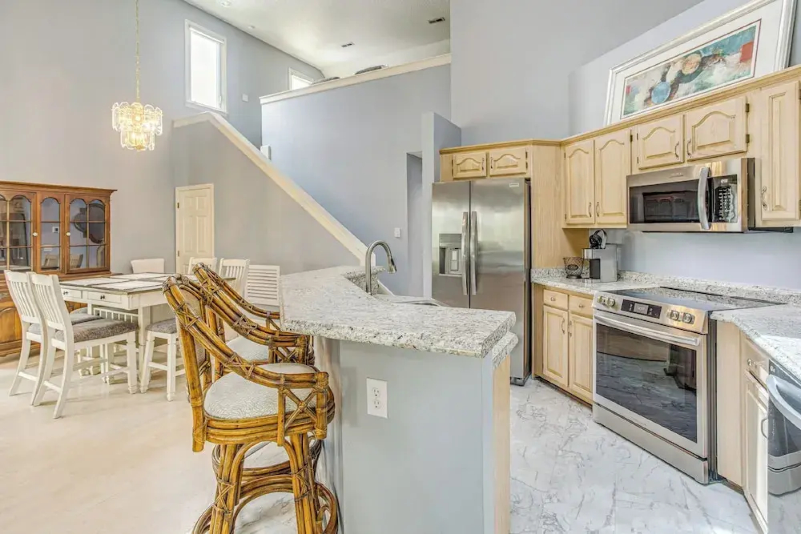 Marina & Pool: Roomy Golf-view Home in Southport
