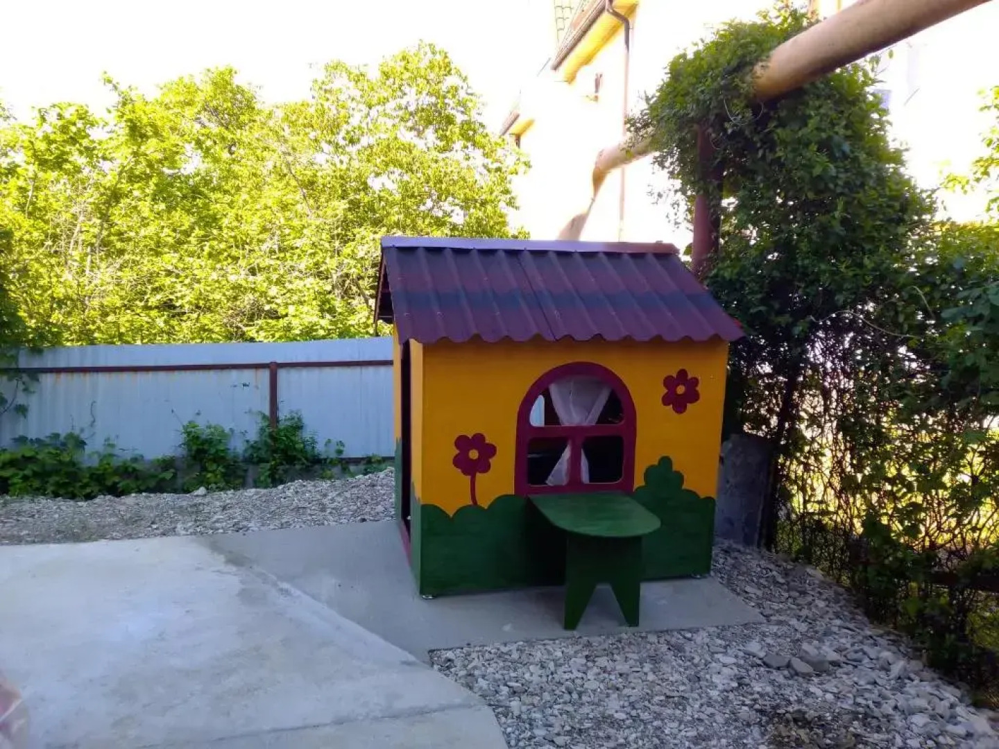 V Gostyah U Natali Guest House