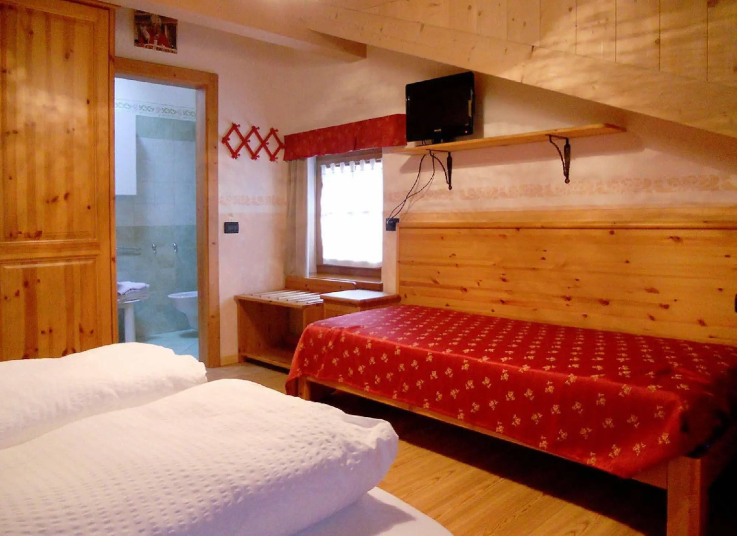 Hotel Salvanel Boschetto Roland Di Dapra’ Maria Maddalena