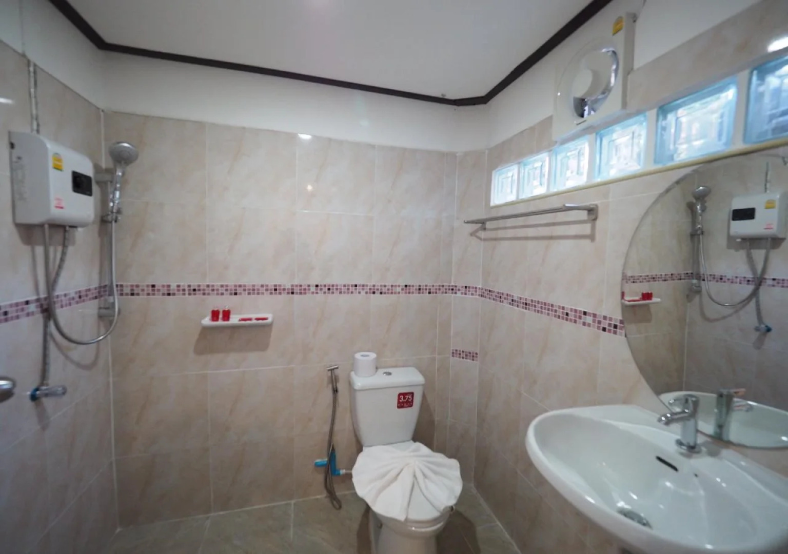 Bong Valley Khiri Wong