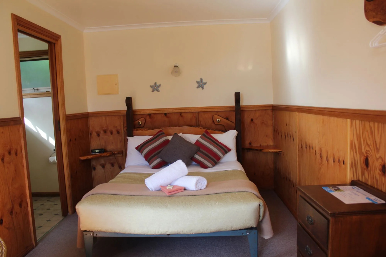 Eastern Reef Cottages