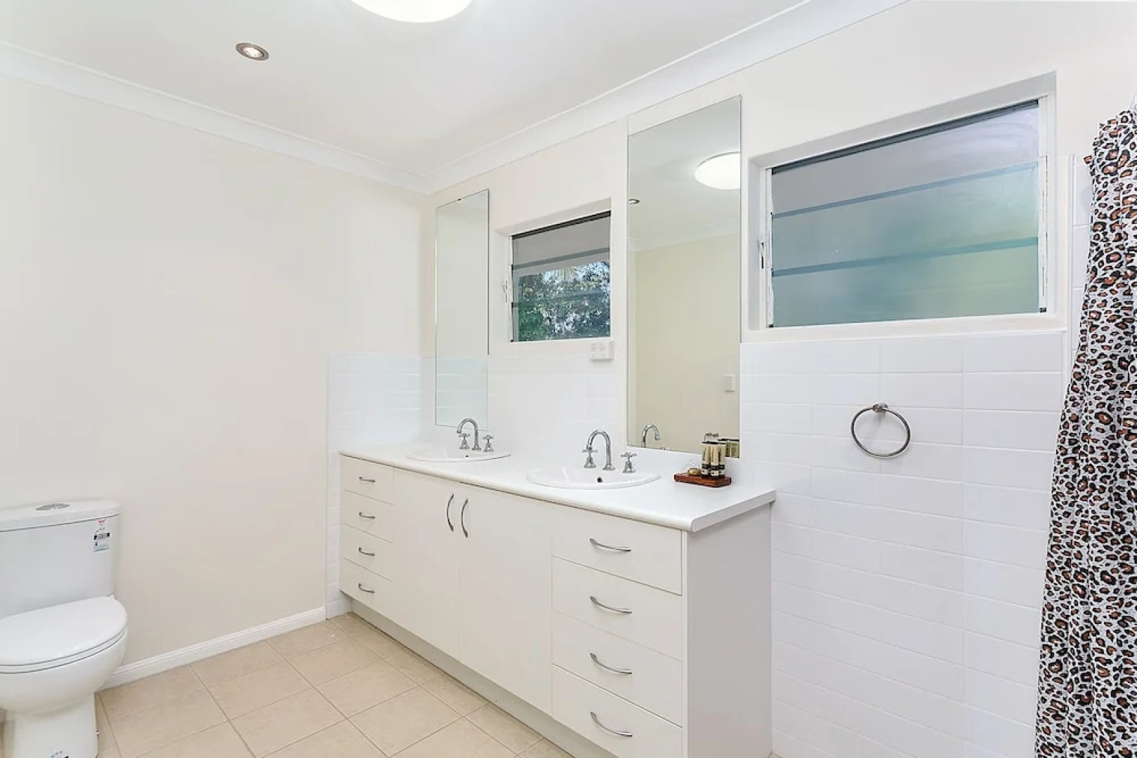 Dolce Vita Beachfront Holiday House