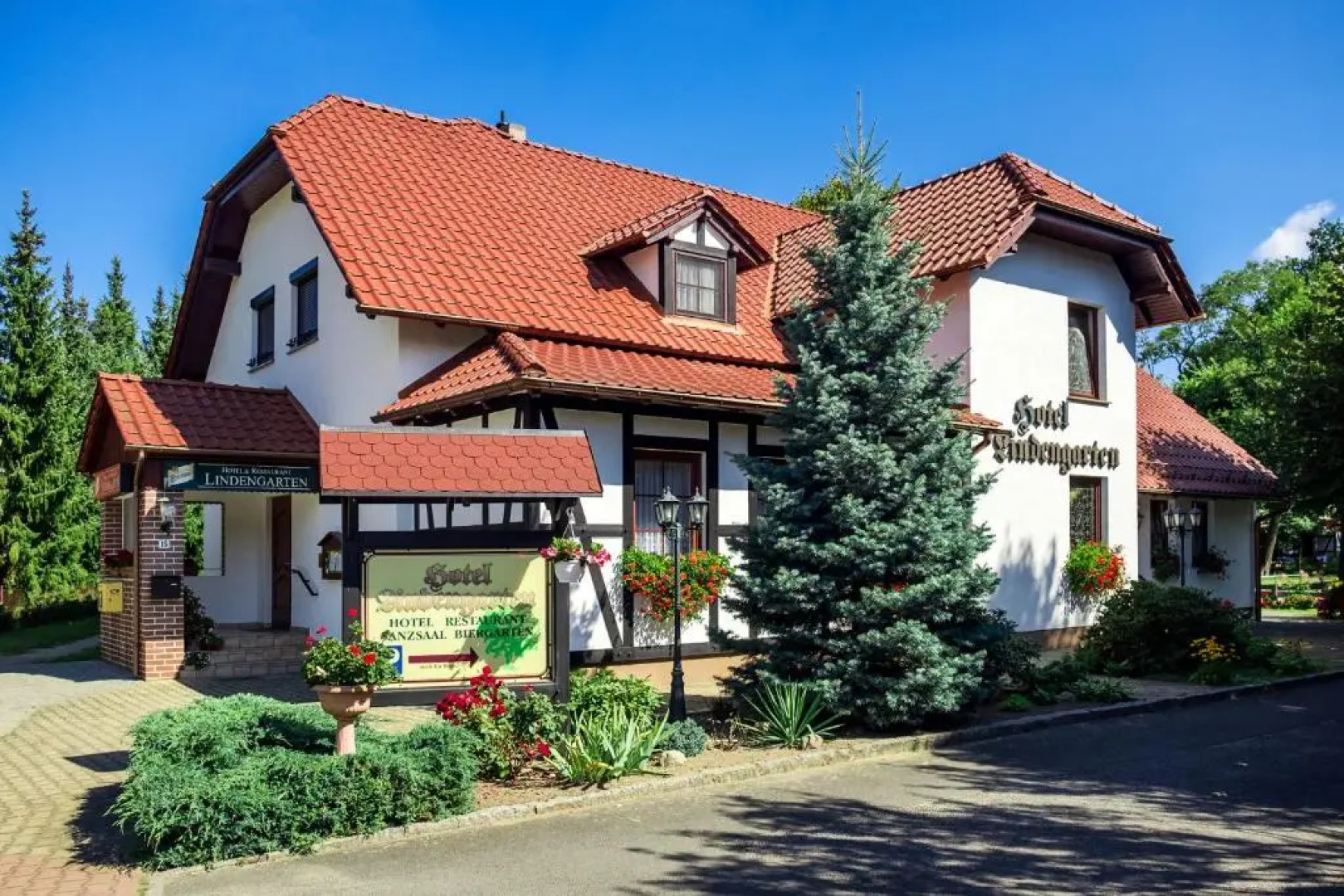 Hotel & Restaurant Lindengarten