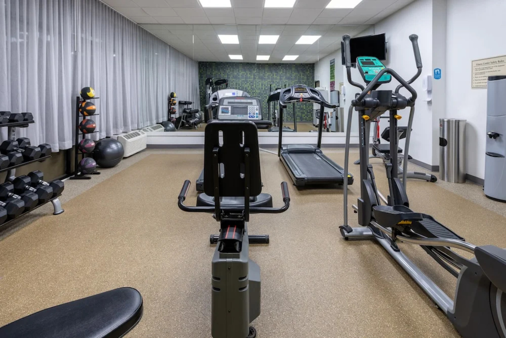 Baymont by Wyndham White Plains - Elmsford