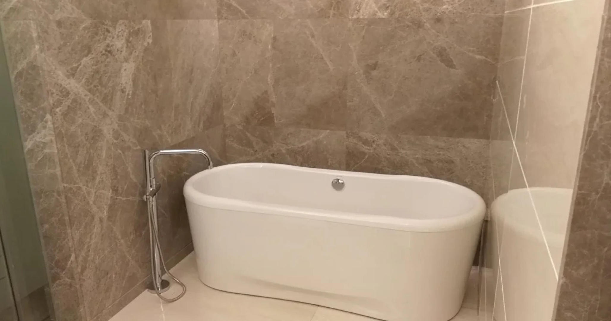 Li Cai Tian Qi Hotel Xianyang