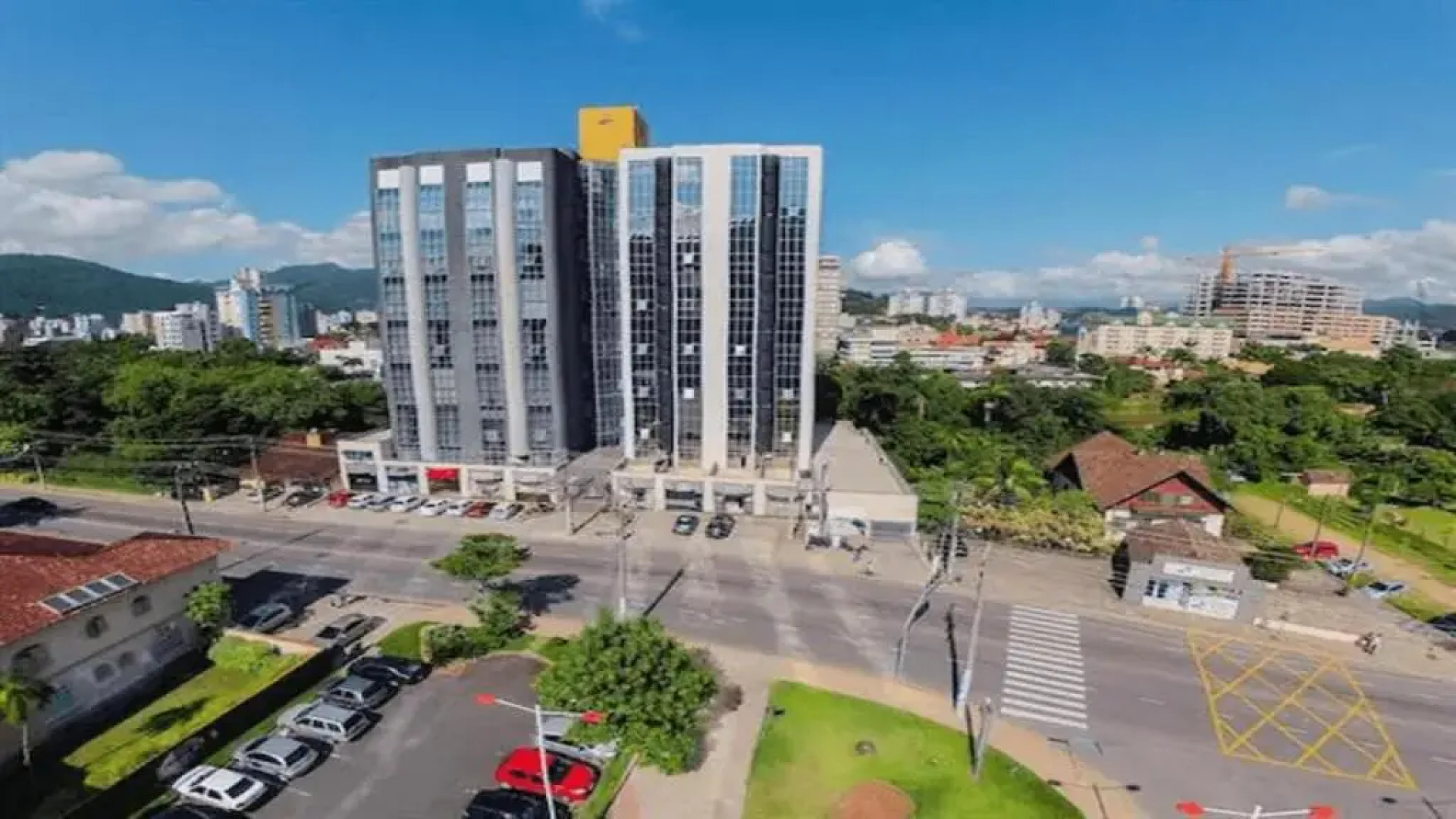 Saint Sebastian Flat C - Até 4 Pessoas! Com Hidro! Duplex no centro