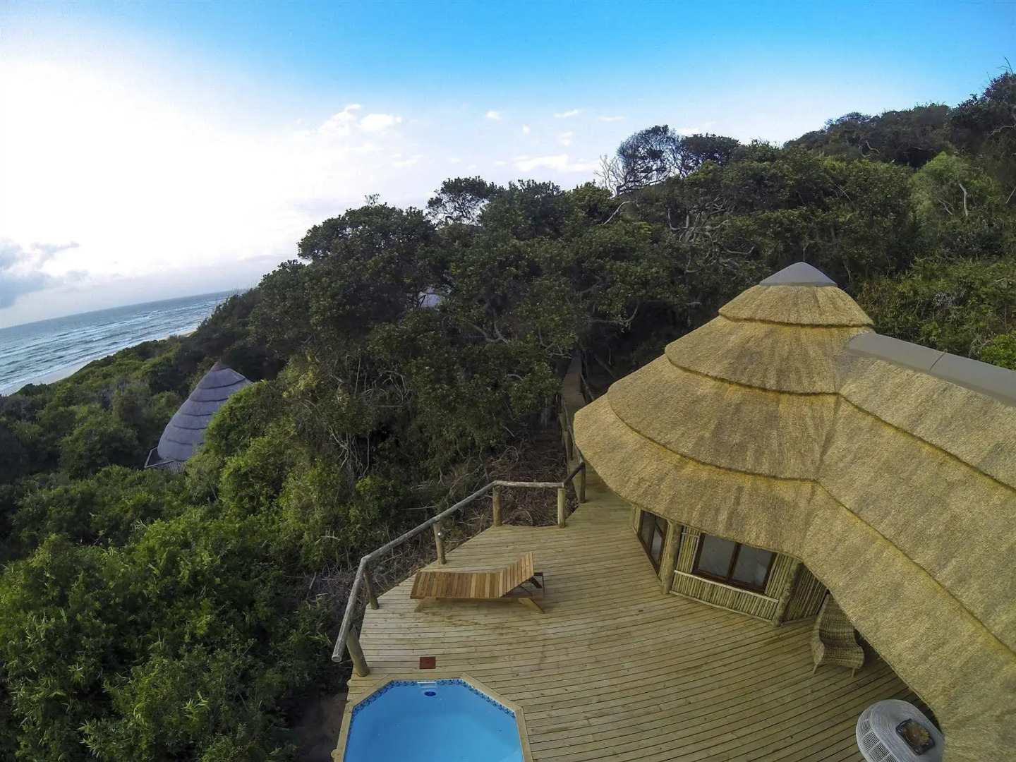 Thonga Beach Lodge