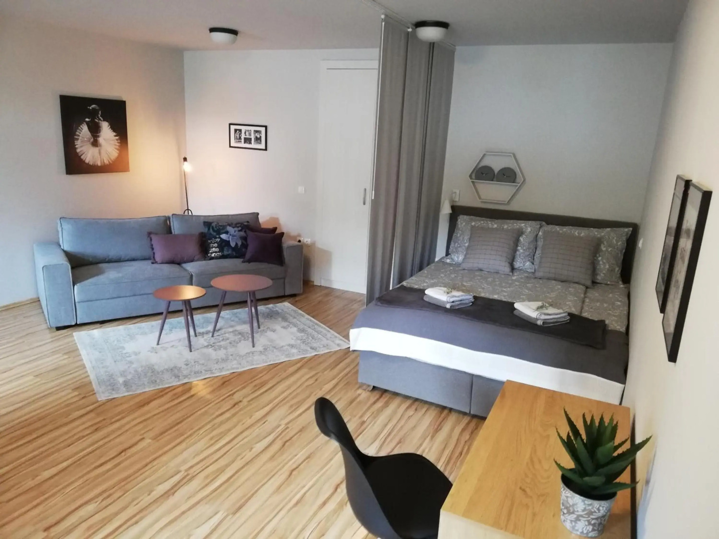 Apartment Nobl plac