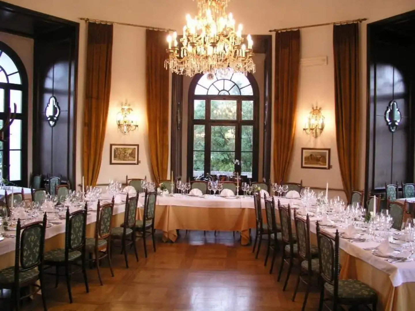 Mokrice Castle Estate