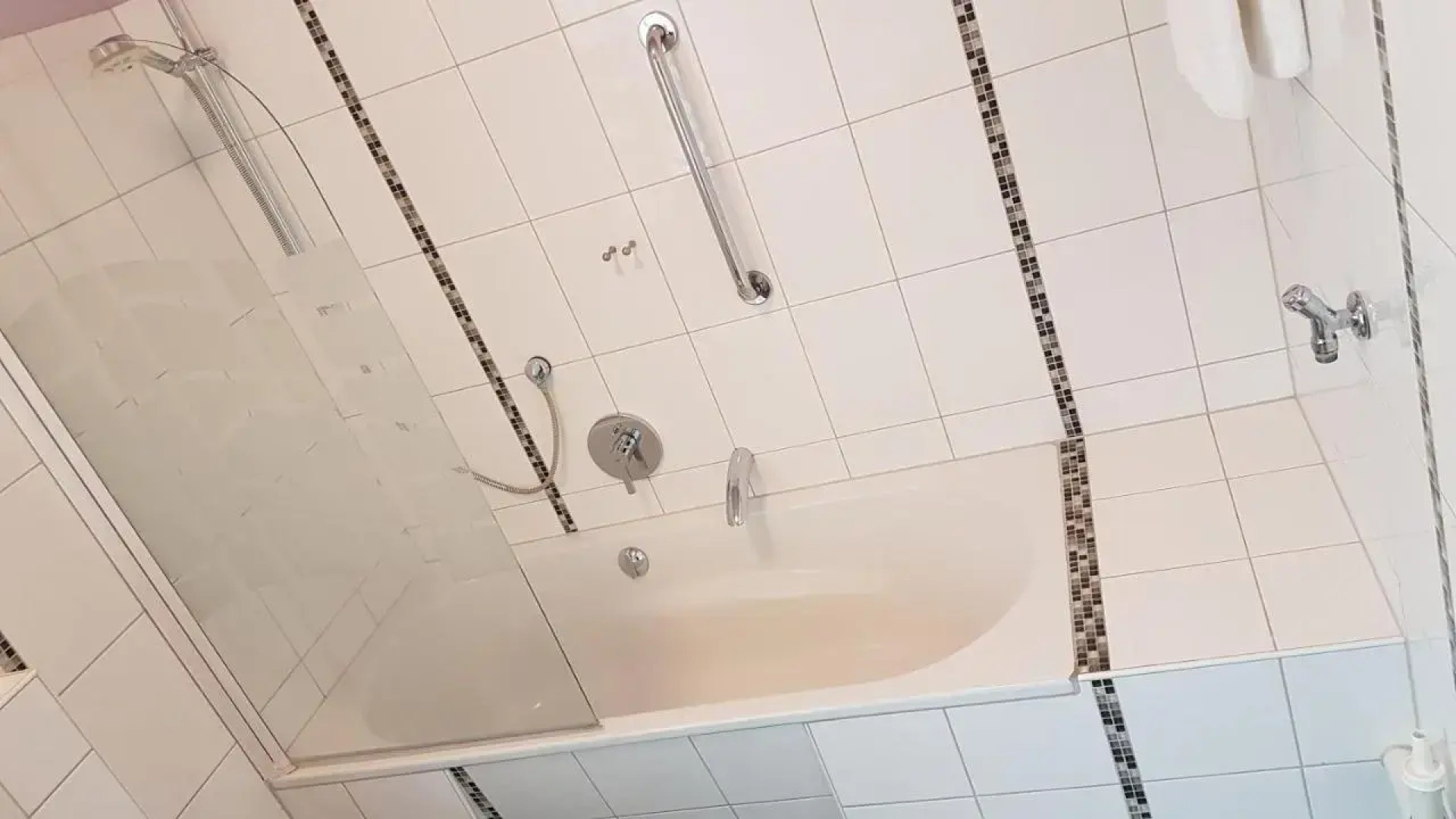 White House (1f) Boppard City