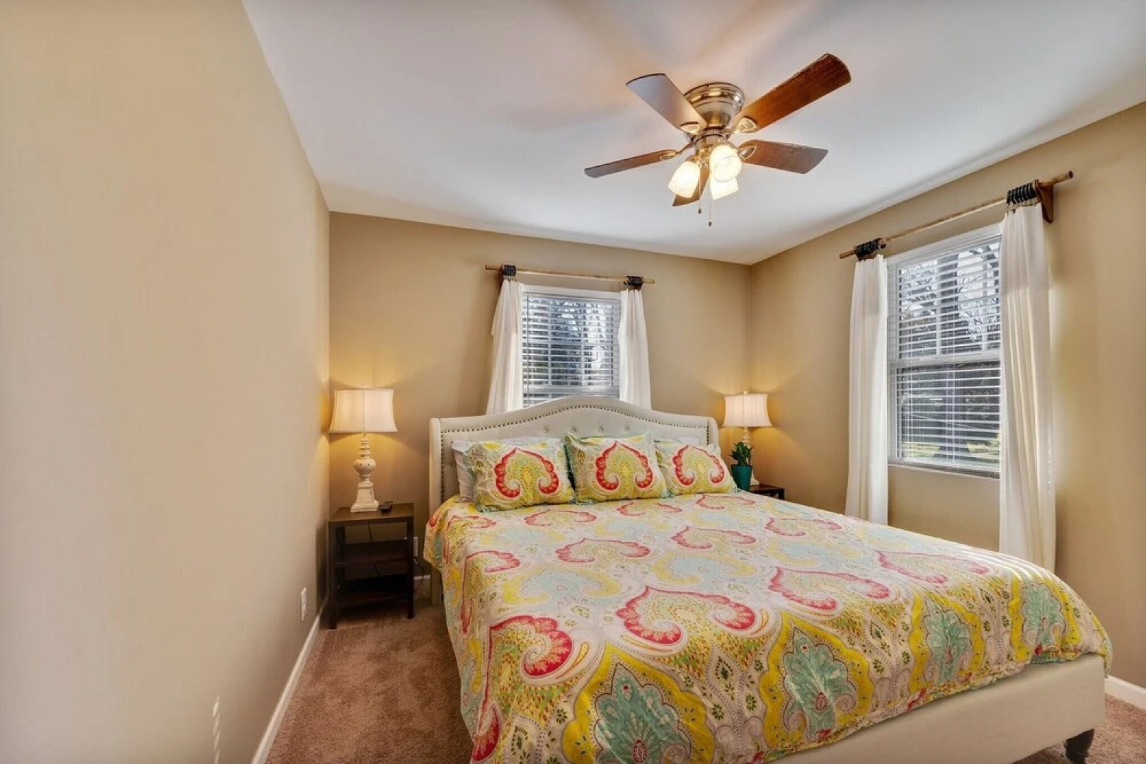 The Holly House In Downtown Demorest 2 Bedroom Home by Redawning