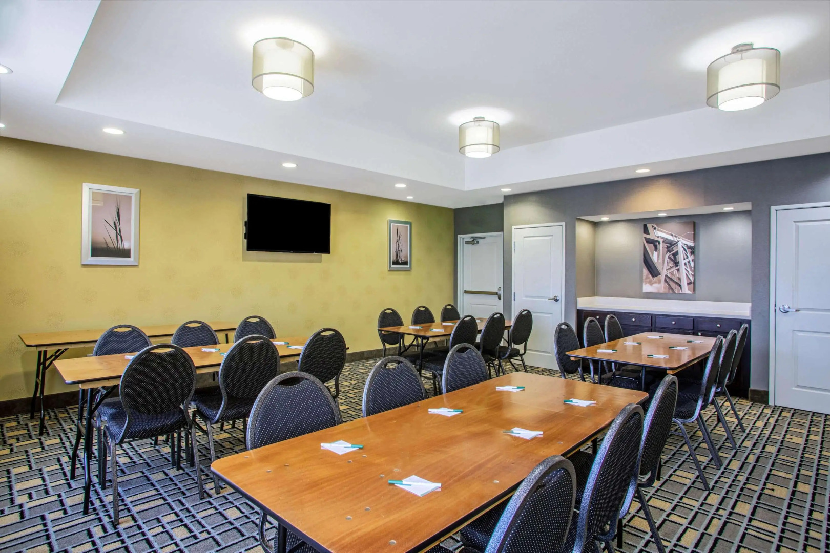 La Quinta Inn & Suites by Wyndham Karnes City - Kenedy