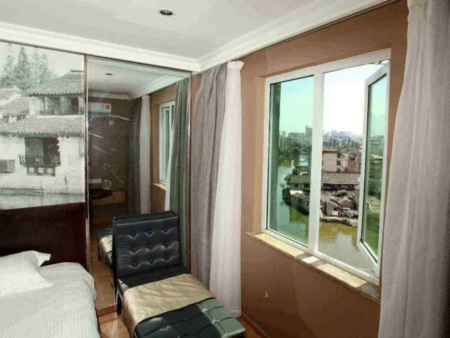 GreenTree Inn Huzhou Wuxing District South Street Chaoyin Bridge Business Hotel