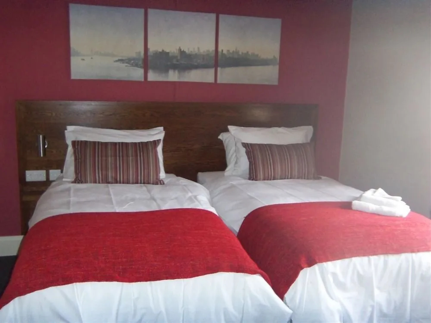 Woolpack Hotel