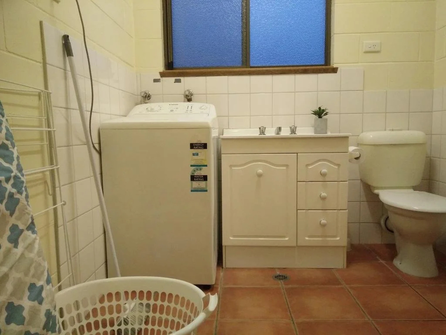 Hybiscus Lodge Waterfront