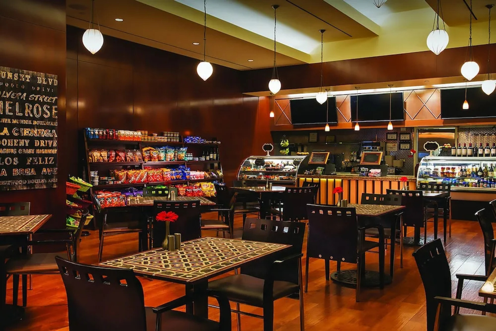 888 Two Bedroom Three Bath Suite at Signature Condo Hotel