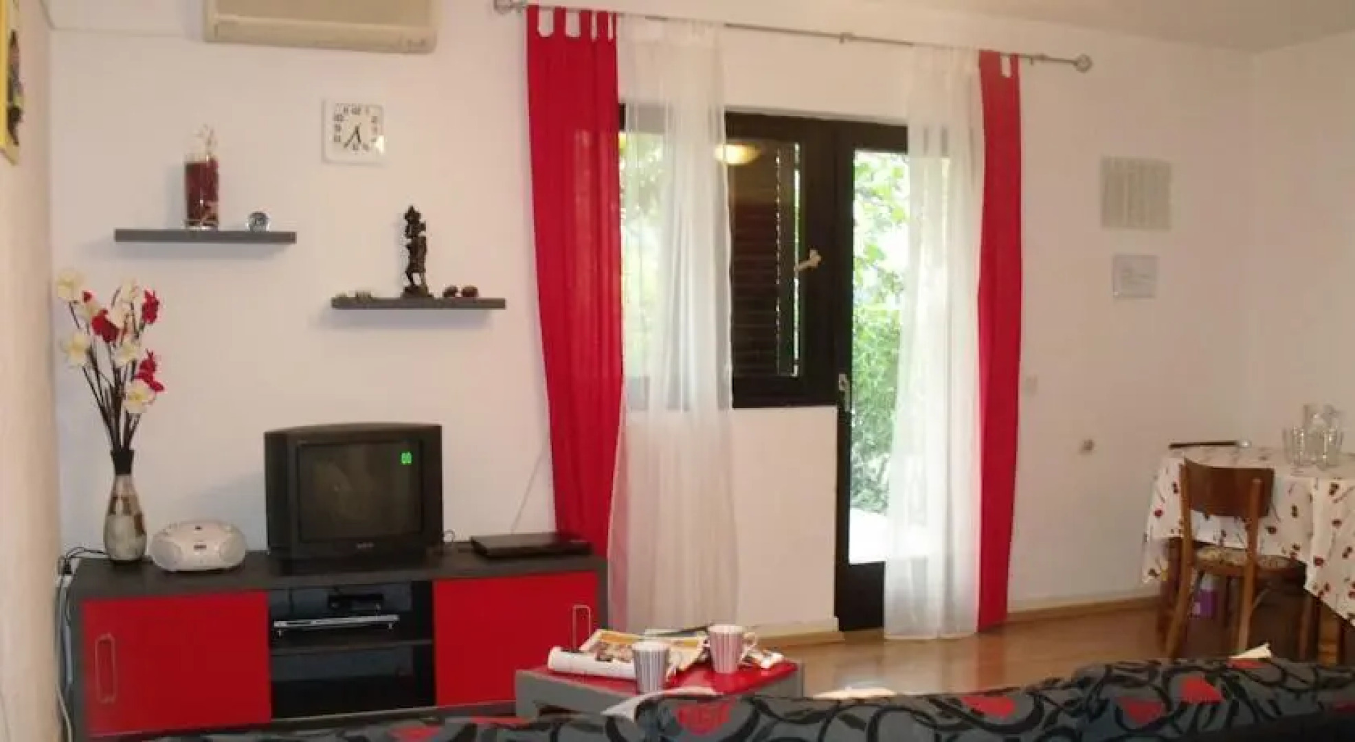 Seaside Holiday Home