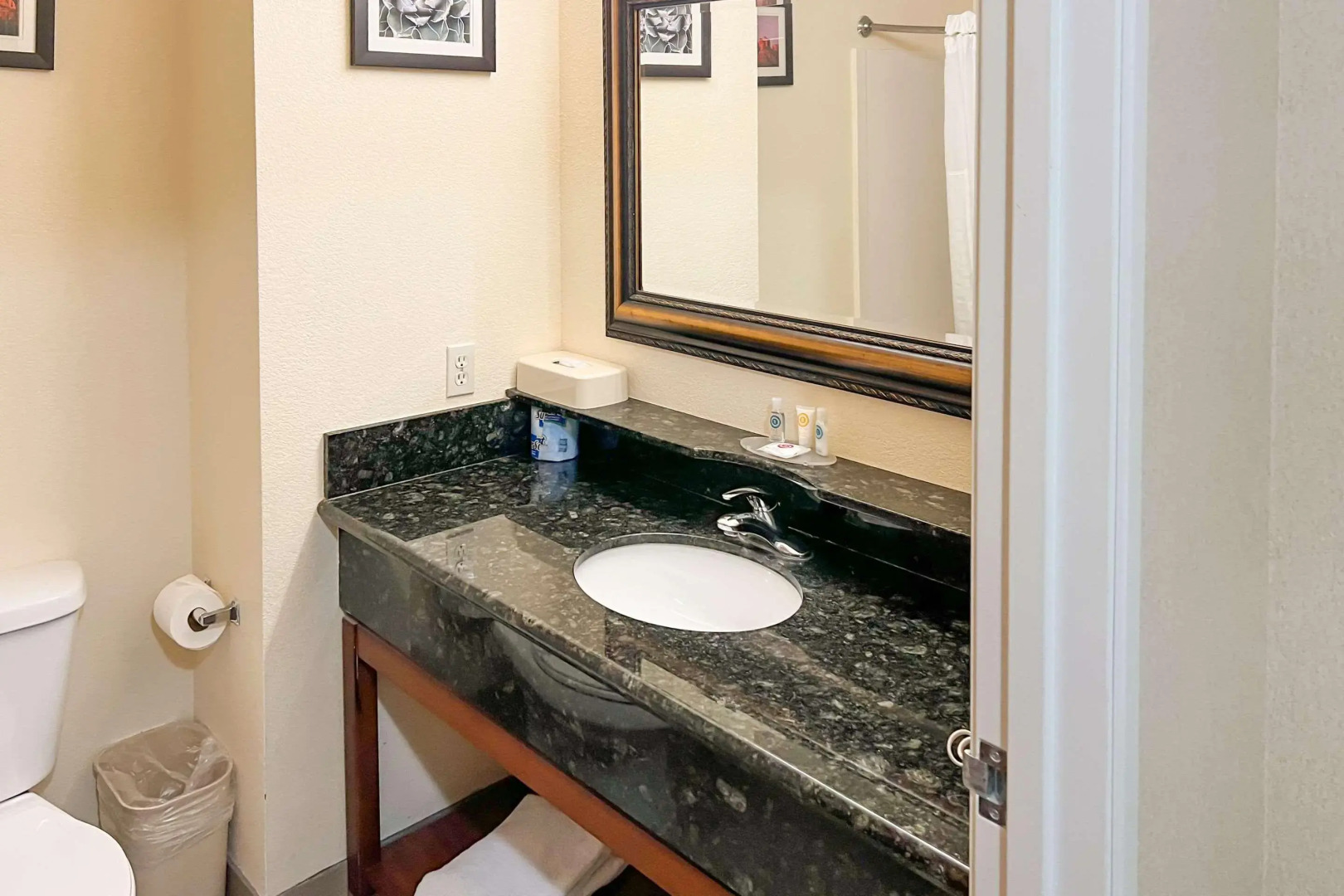 Comfort Inn & Suites Thatcher - Safford