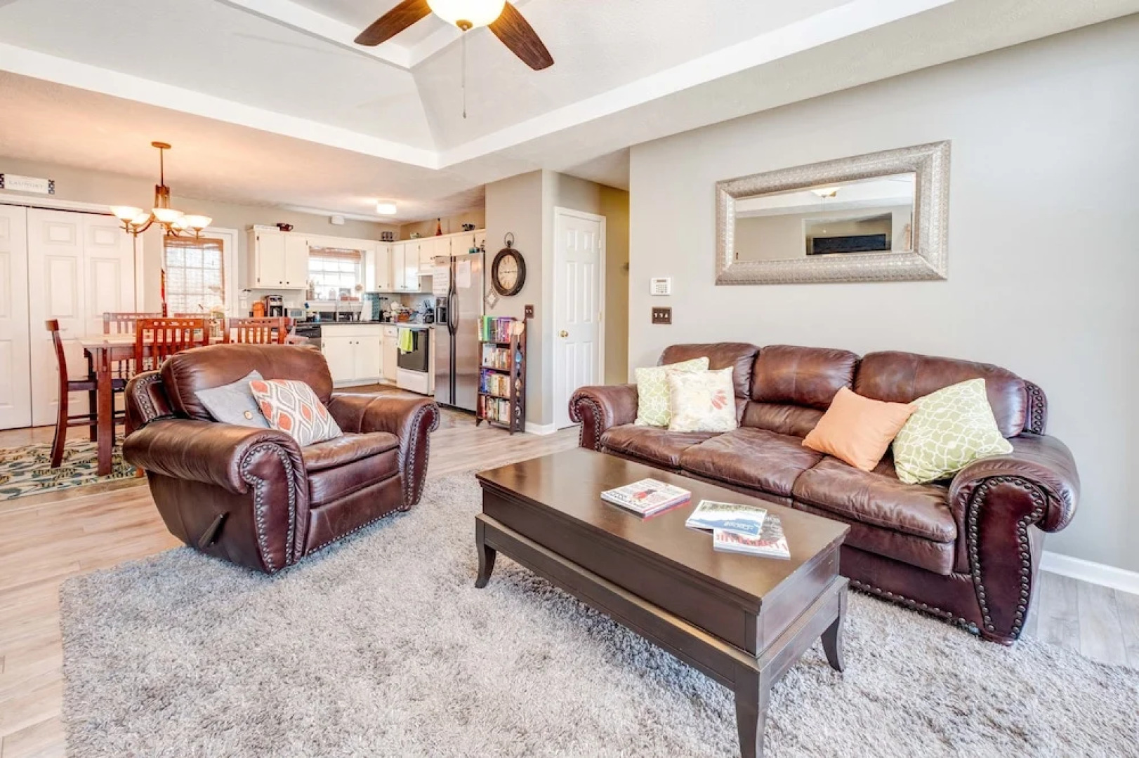 720 Veneta View Home