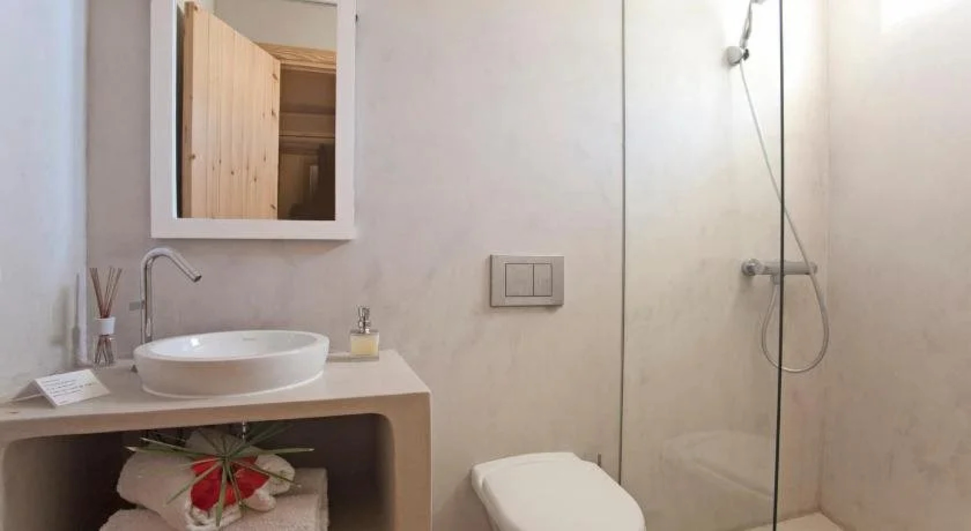 Can Aisha - Adults Only