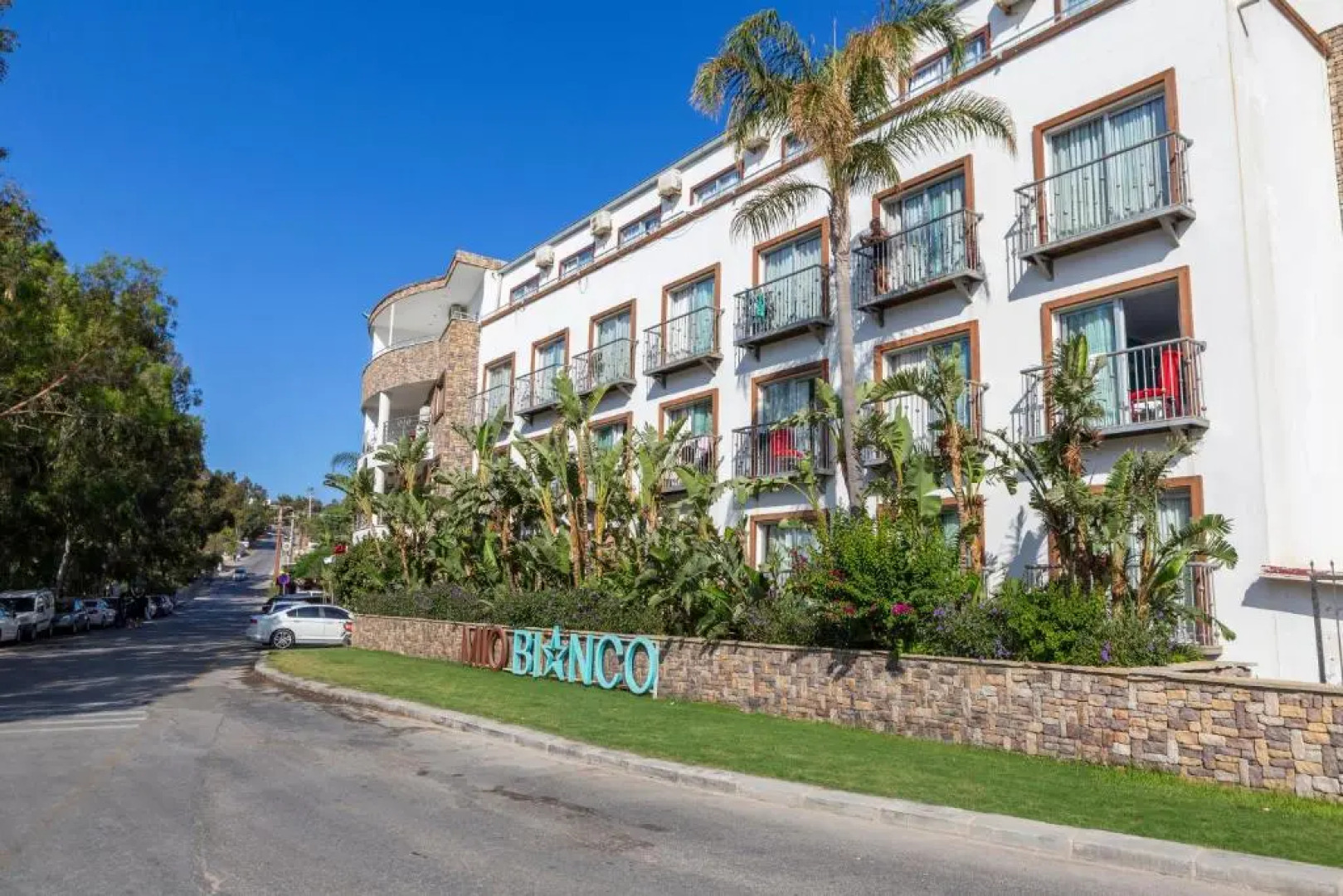 Ladonia Hotels Mio Bianco