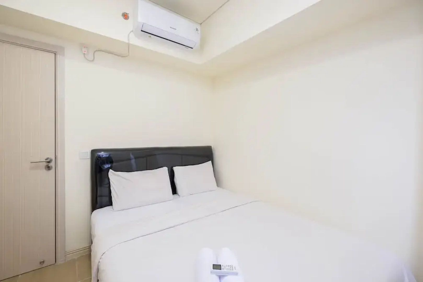 Comfort 2Br+1 At Meikarta Apartment