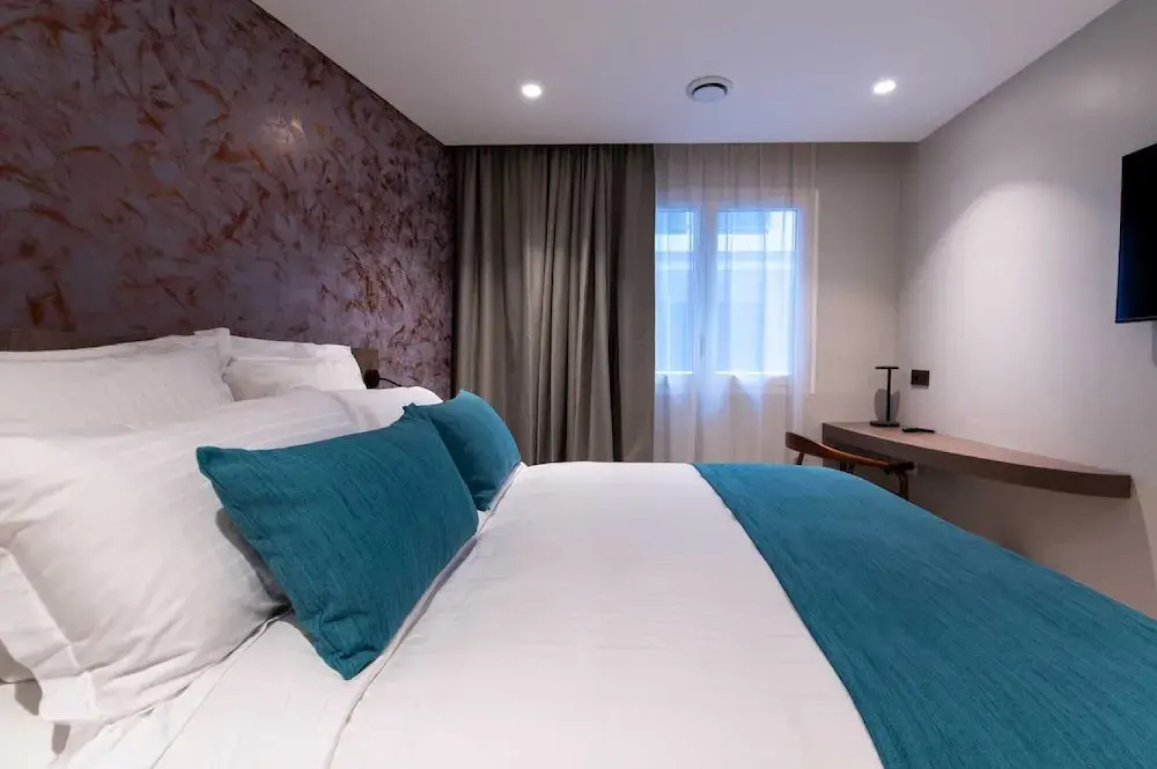 Sable Bleu Boutique Hotel