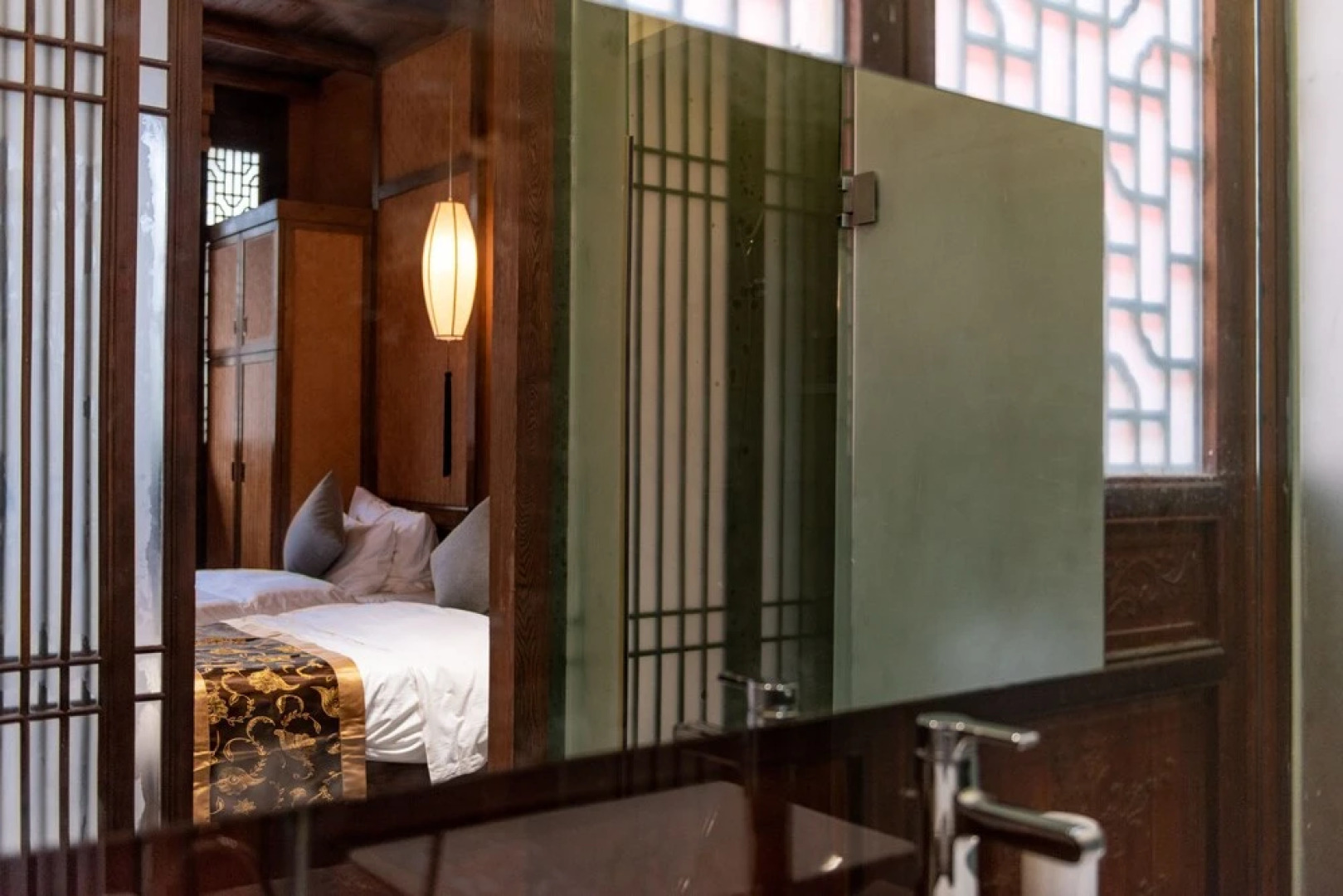 Qiansu Ban Jiang Xia Boutique Inn