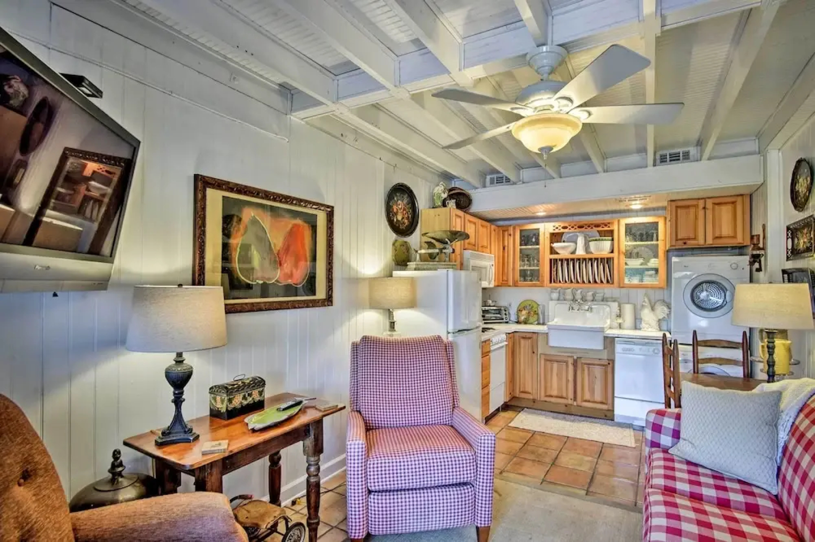 Lake Marion Apt w/ Canoe in Altamonte Springs!