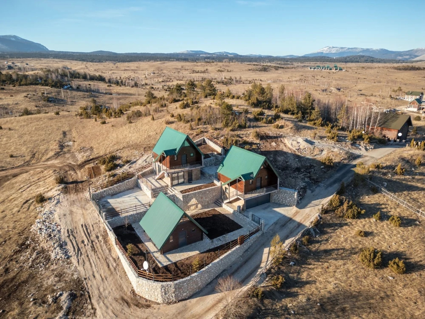 Sirius Lux Apartments