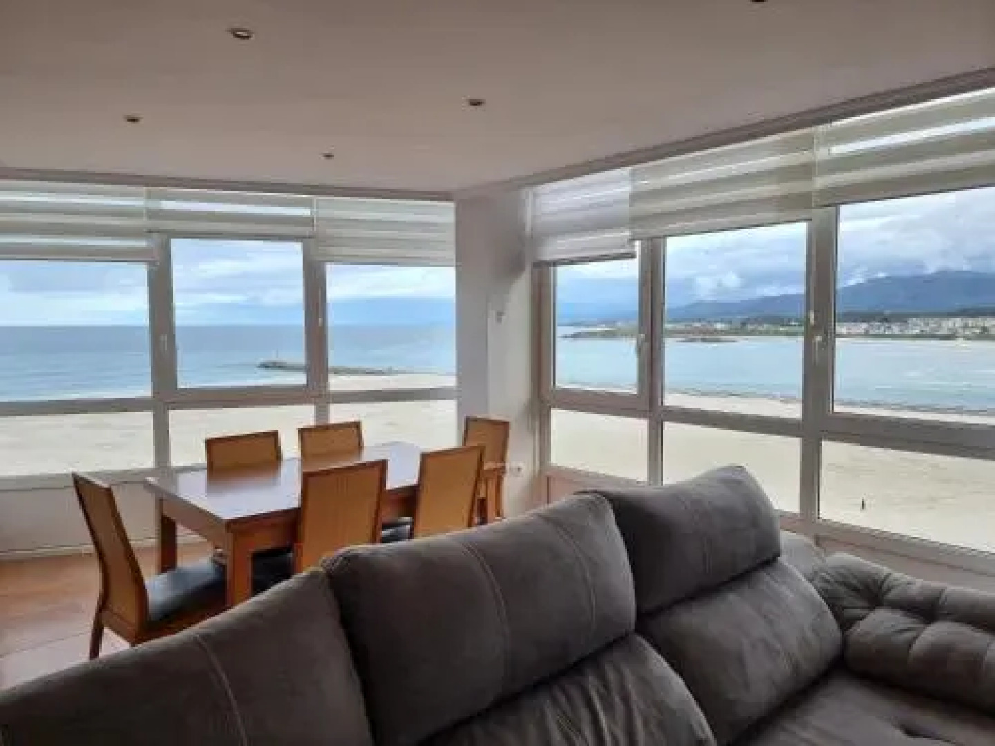 Dúplex en 1ª línea de playa