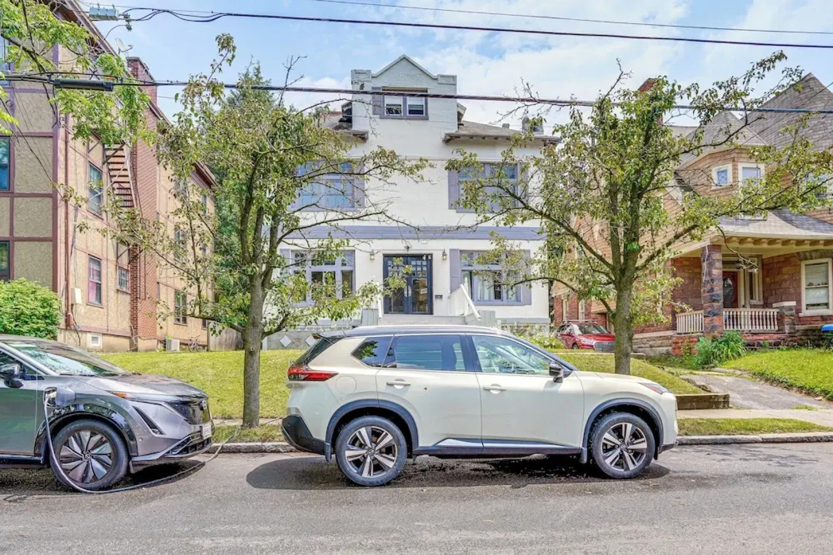 Walk to Nott Memorial: Studious Retreat Near Eats