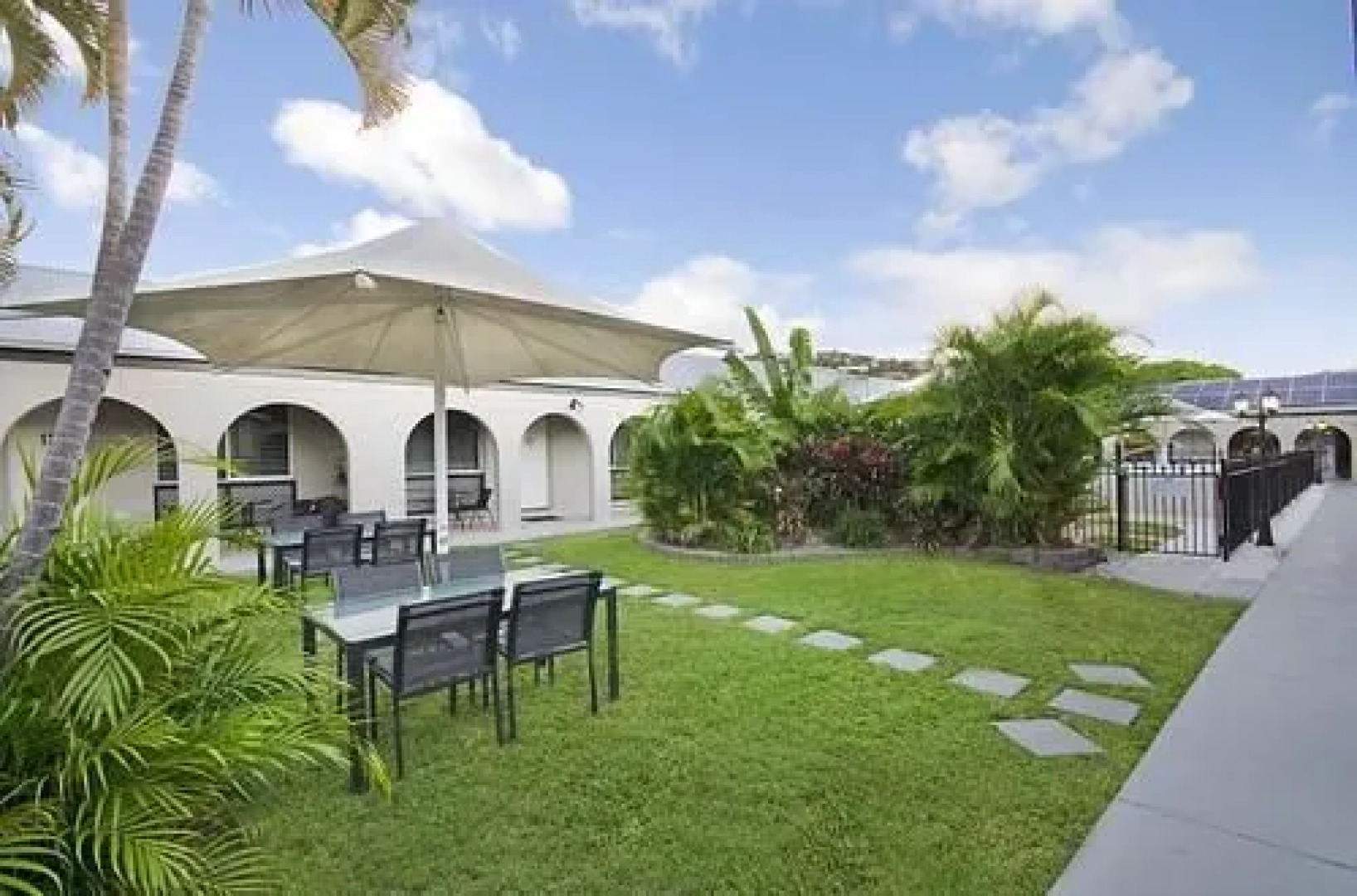 The Gulls Apartments