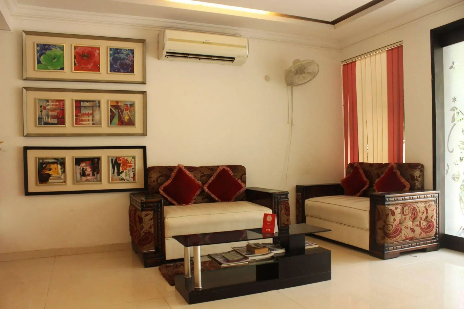 OYO 2303 Hotel Royal Mirage