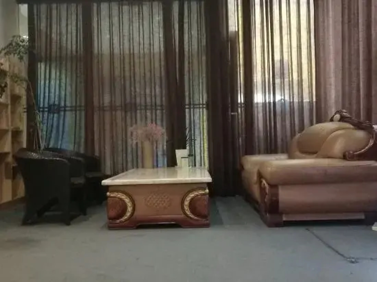 Quanna Hotel (Zhengzhou Railway Station Yinji Plaza)