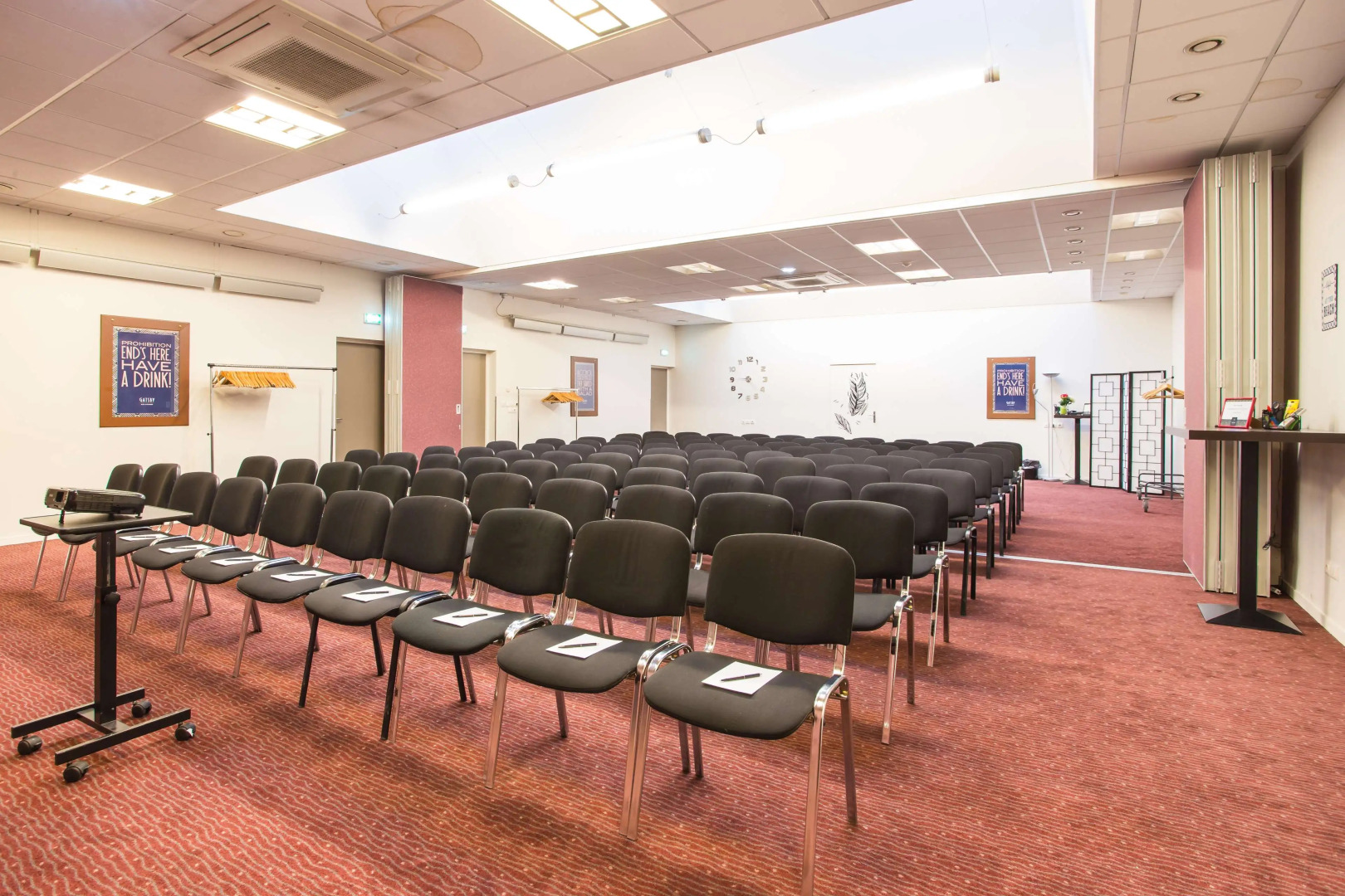 Gatsby Hotel & Restaurant by Happyculture