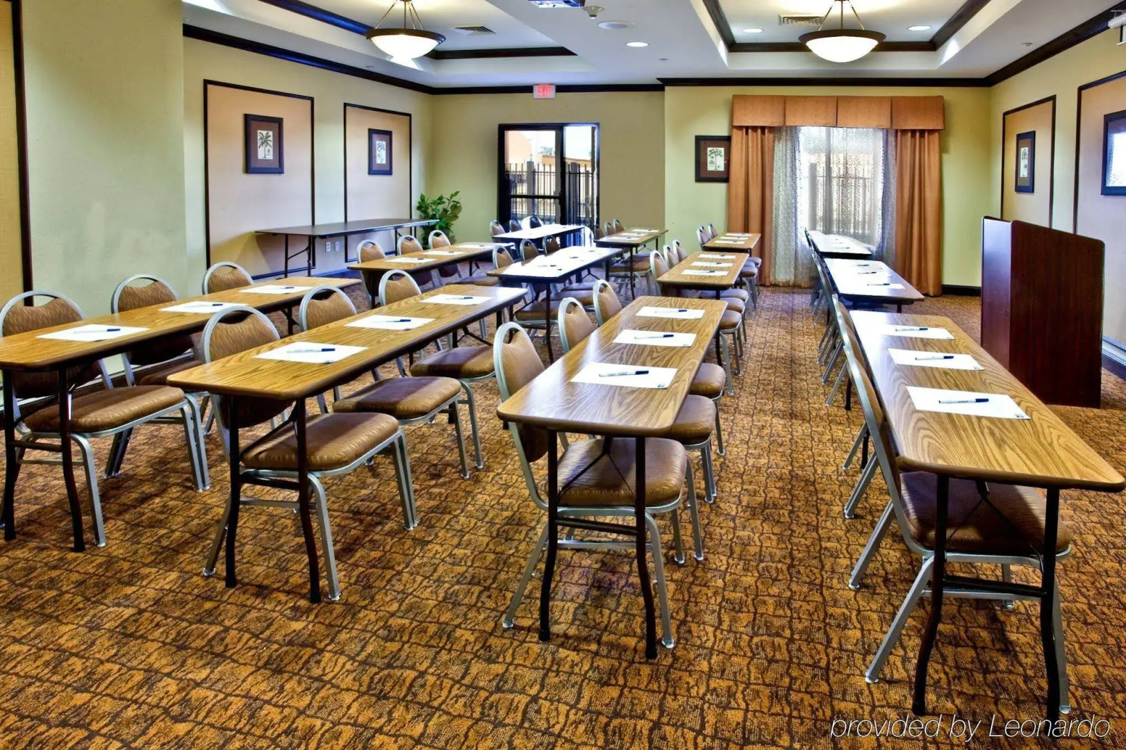 Holiday Inn Express & Suites Tampa USF Busch Gardens by IHG