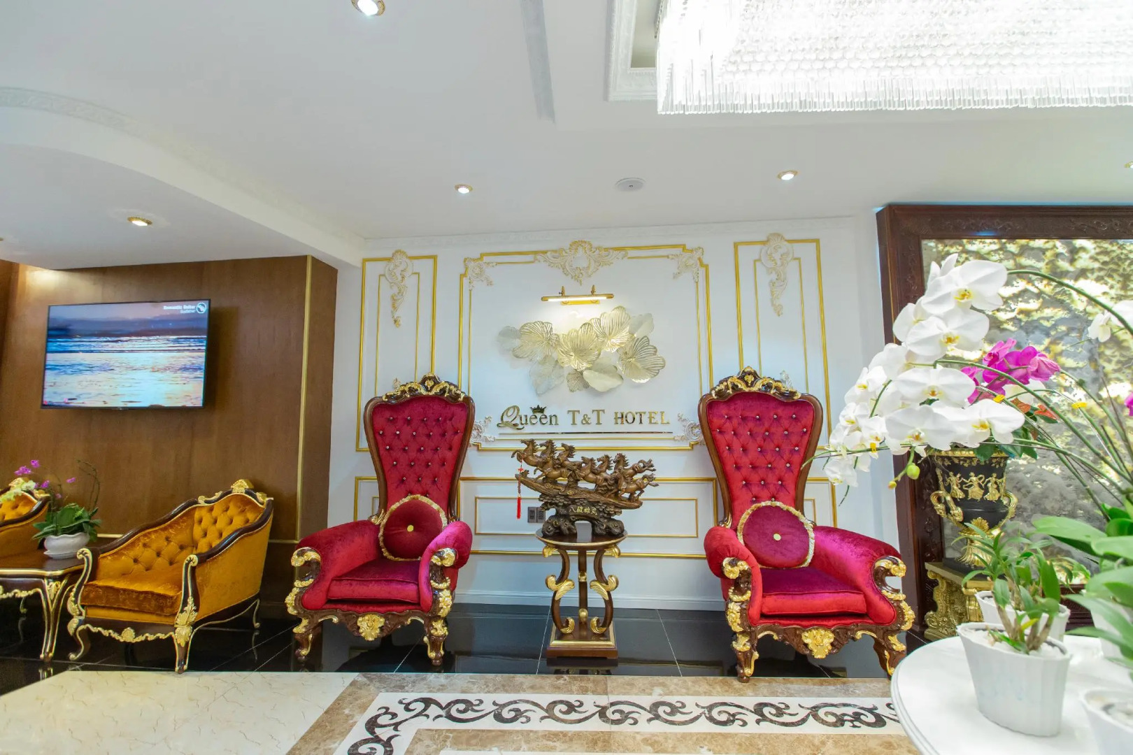 Queen T&T Dalat Hotel