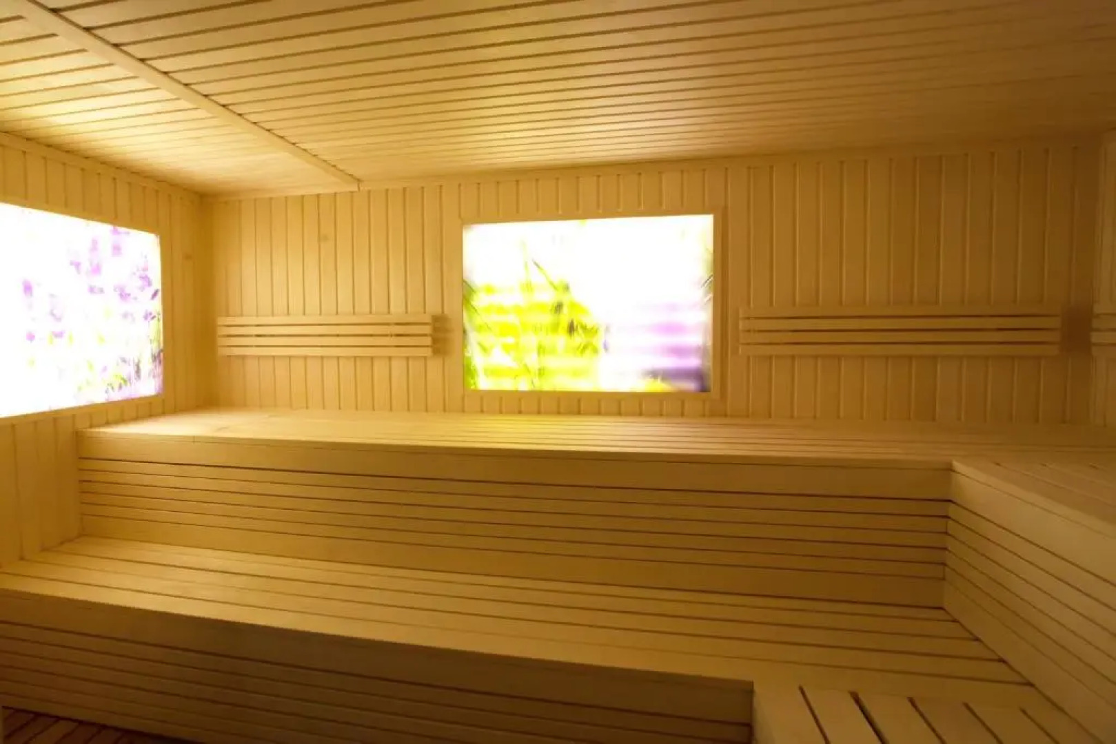 Balneo & SPA Hotel Aura