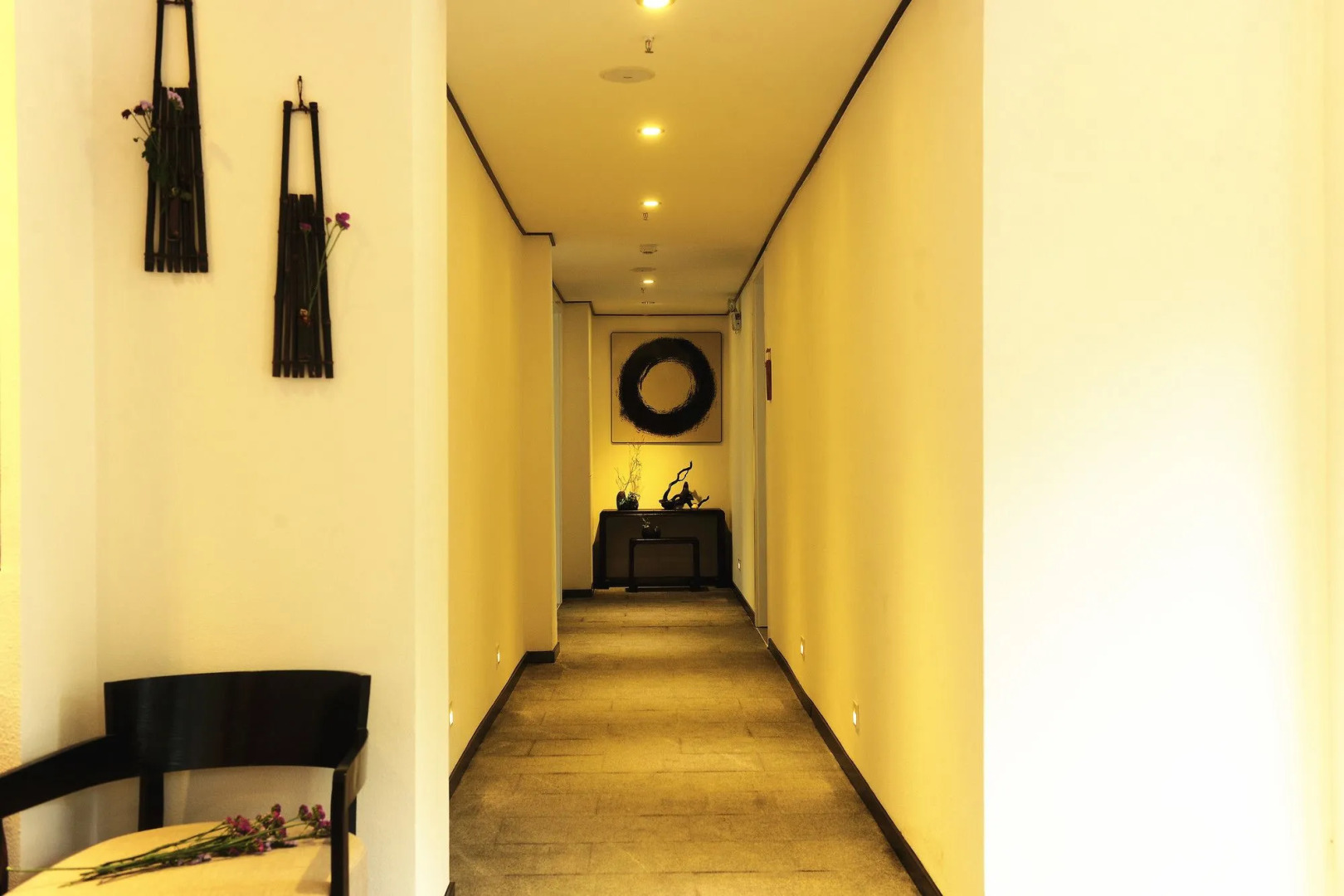 Peach Blossom Resort Hotel