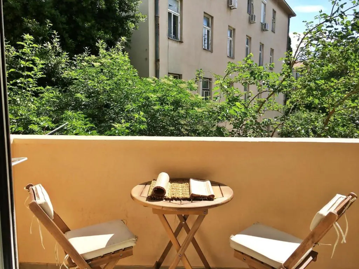 Klarina Apartments