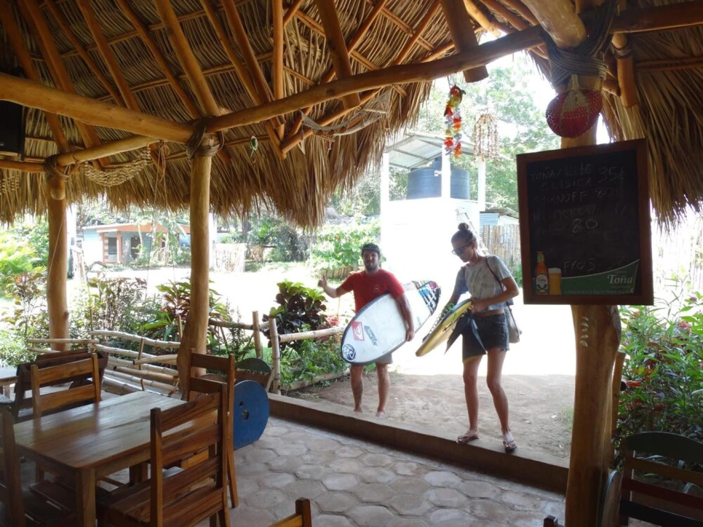 Badaboom Hostal & Surf - Hostel