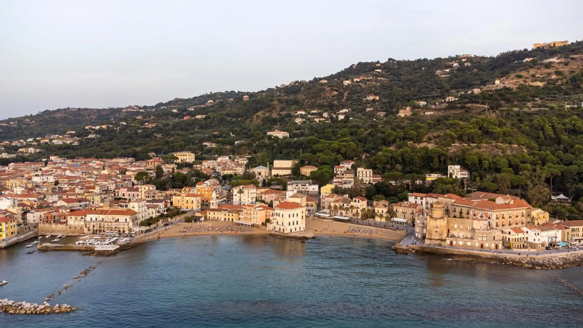 Prince Franklyn Hotel