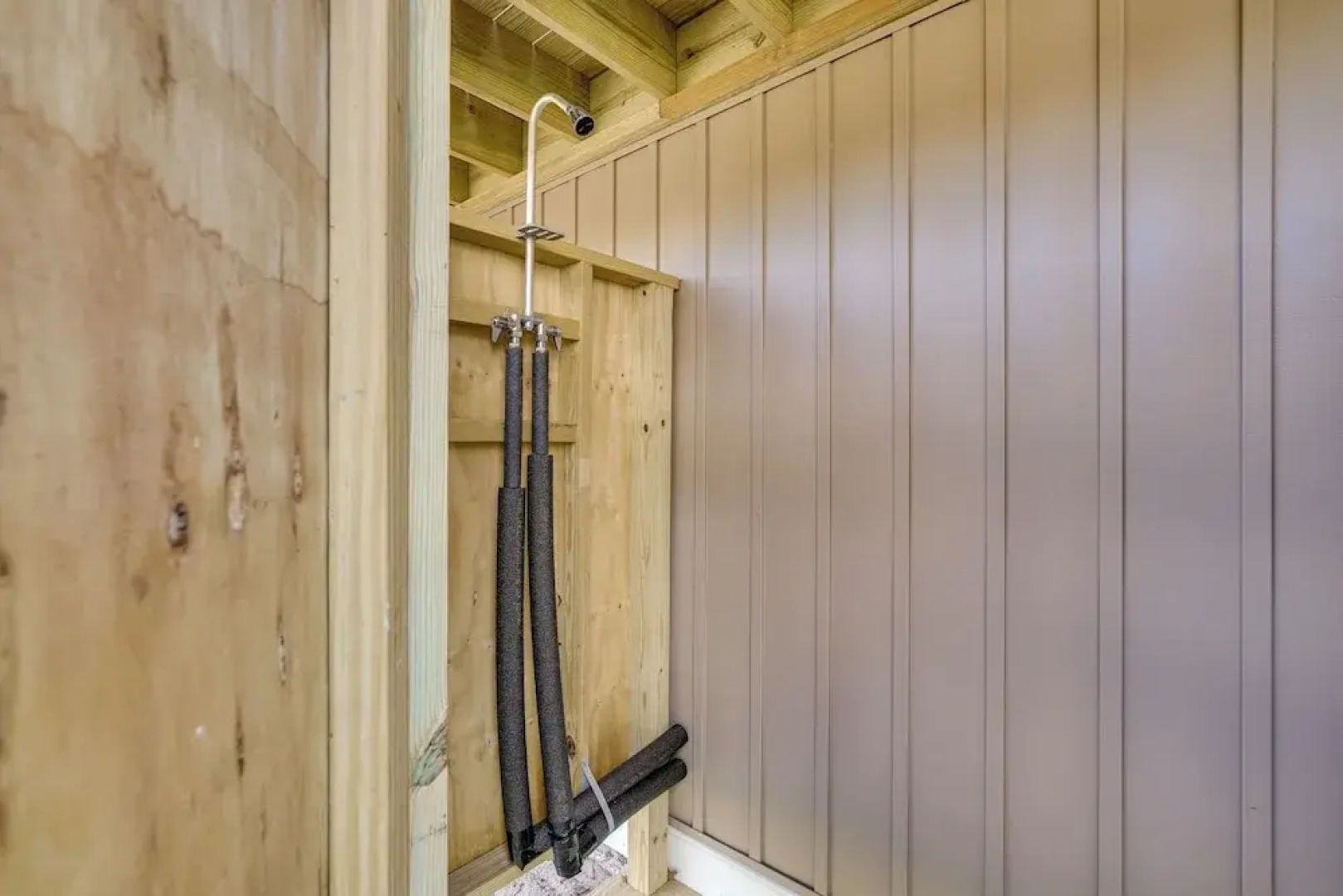 Private Dock & Beach Access: Outer Banks Area Home